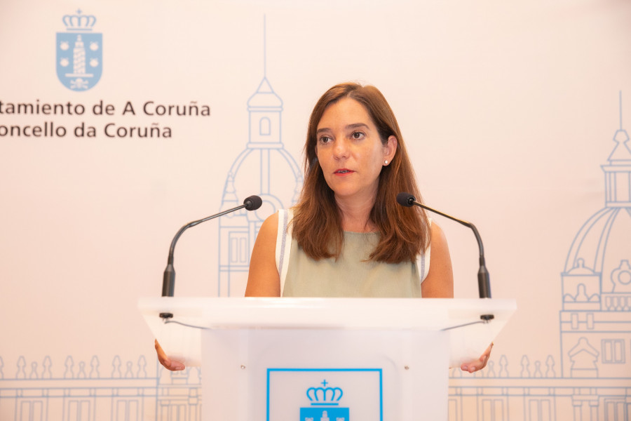 Inés Rey cifra en 452 las obras realizadas en su mandato en A Coruña