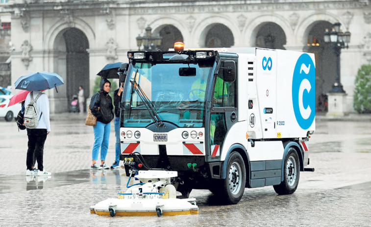 La limpieza viaria se refuerza con dos nuevas máquinas para ponerse al día