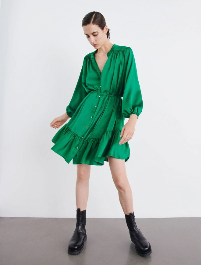 Vestido verde de la firma Reserved