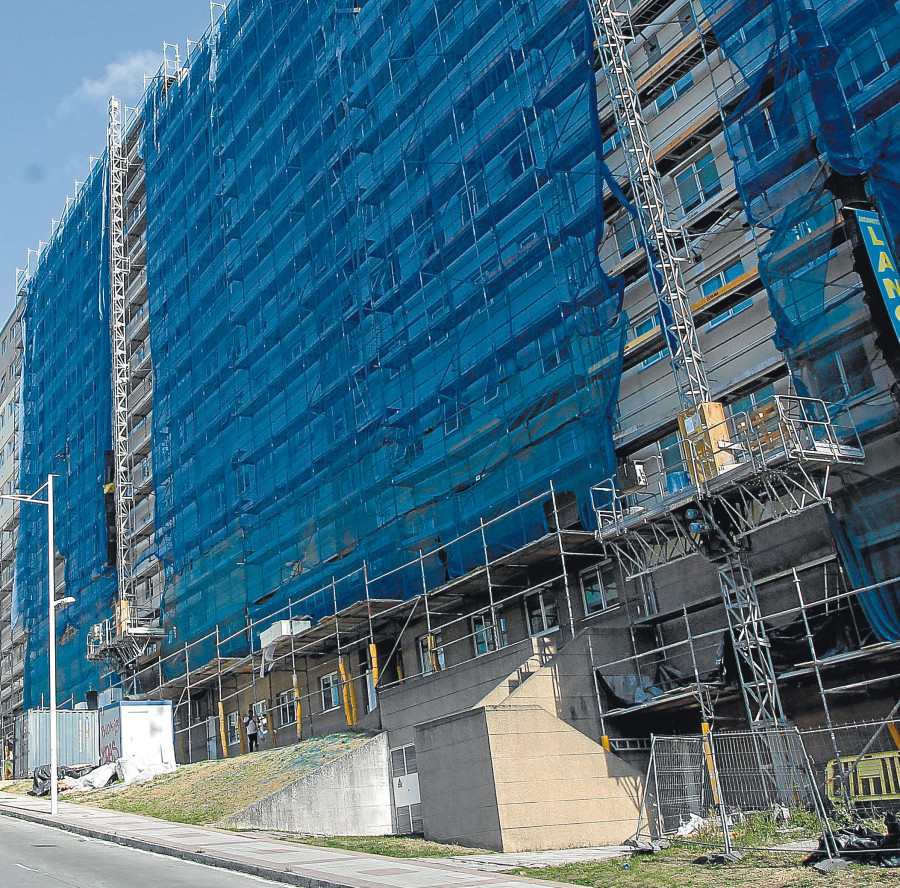 Comprar una vivienda en A Coruña exige de media 22 años de alquiler