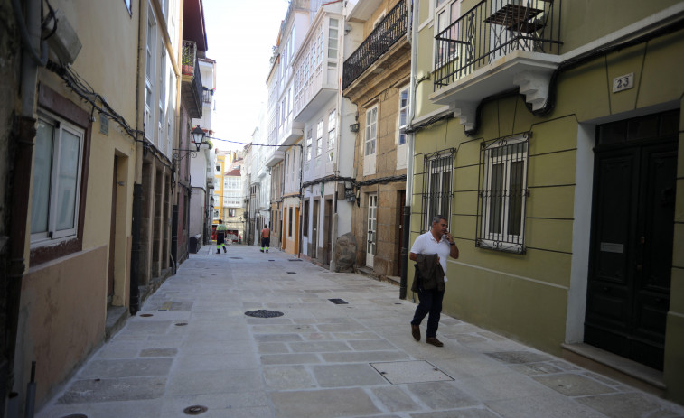 La calle de Cortaduría luce con su aspecto definitivo después de siete meses de obras