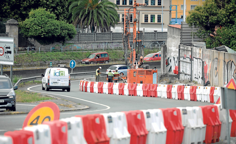 La obra de la pasarela de Pedralonga se acelera tras la fase preliminar