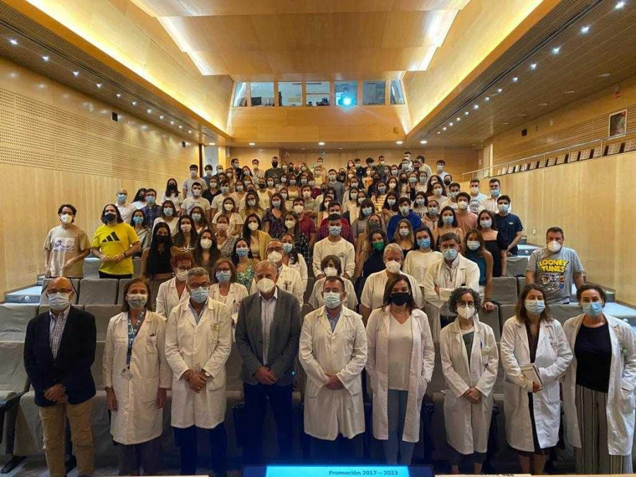 El Chuac dio ayer la bienvenida a 109 alumnos que estudian el último curso de Medicina