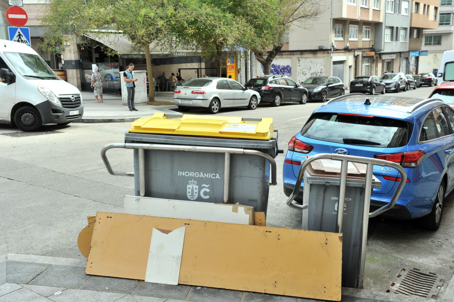 Las largas esperas para la recogida de voluminosos en la calle llegarán a su fin