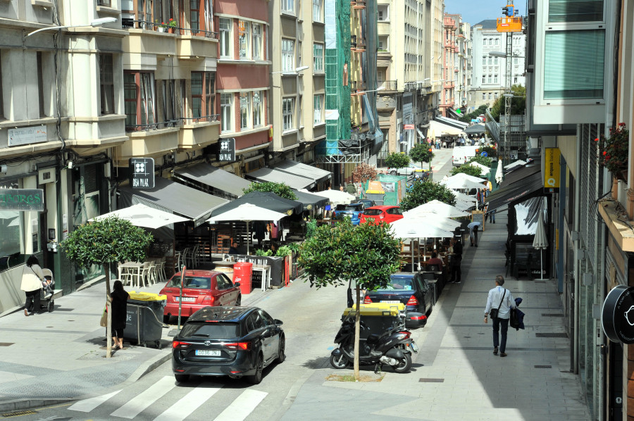 Emilia Pardo Bazán no será peatonal: tendrá dos metros de acera y tres de terrazas