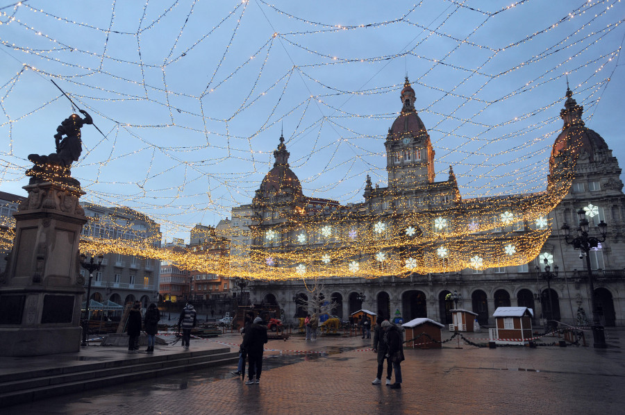 Los comerciantes denuncian, un año más, desinformación sobre las luces de Navidad