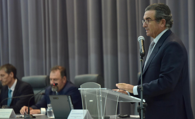 La facultad de Económicas da la bienvenida al curso con las empresas familiares en el foco