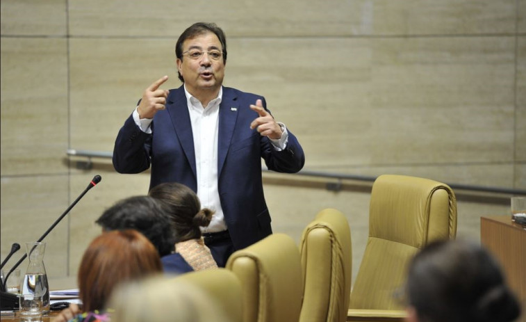 Vara plantea la mayor bajada de tasas y precios públicos en Extremadura