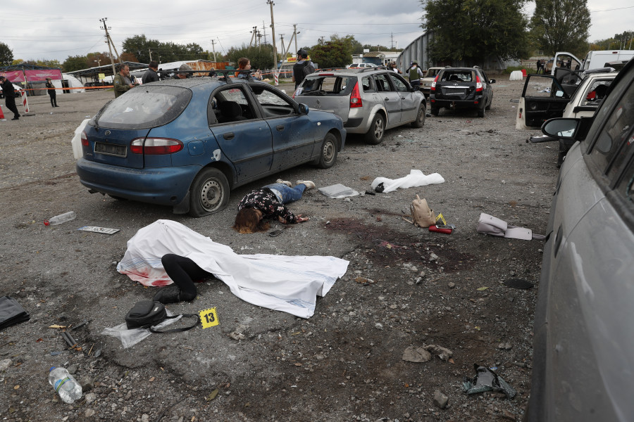 Una treintena de muertos en un ataque a un convoy humanitario en Zaporiyia