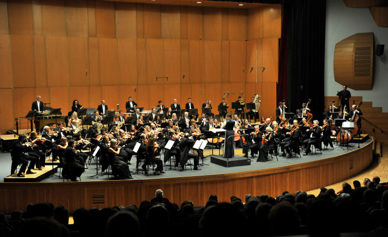 La Orquesta Sinfónica de Galicia inauguró ayer su temporada cargada de ‘Imprescindibles’