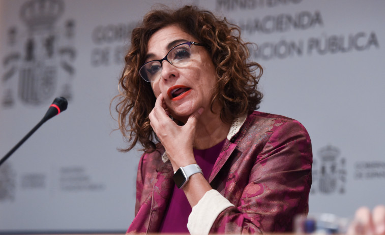 CCOO y UGT aceptan la mejora del 9,5% del salario a los funcionarios