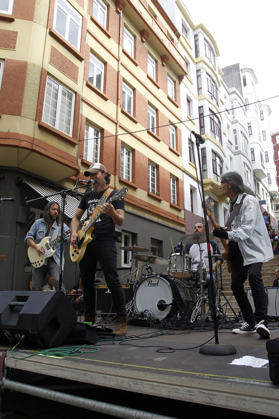 Fiestas en la plaza de la Constitución (18)