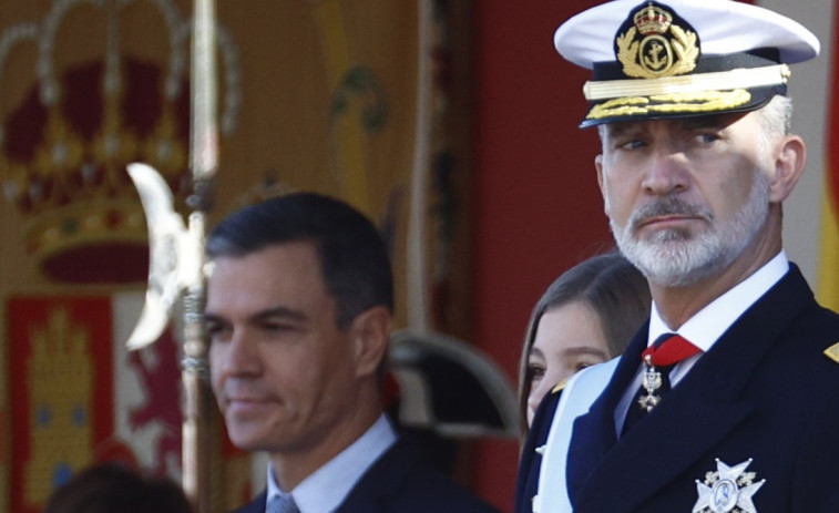 Insultos y pitos a Pedro Sánchez en el desfile del Día Nacional