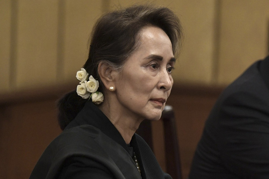 La Junta birmana condena a Suu Kyi a otros tres años de cárcel por corrupción