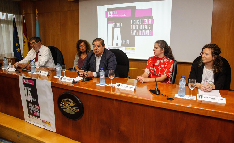 La Universidad aborda los sesgos de género y las oportunidades en la Inteligencia Artificial