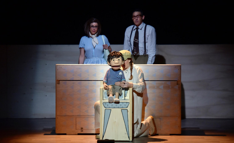 Coruña Educa ofrece actividades para que los escolares compartan sus ideas y se acerquen al teatro y la música