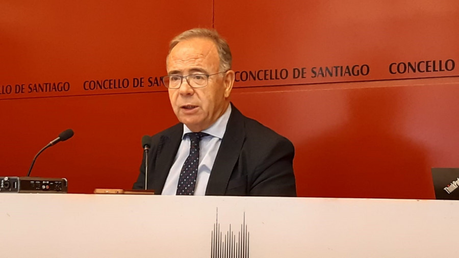 Bugallo renuncia como líder del PSOE compostelano y no irá al pleno de constitución