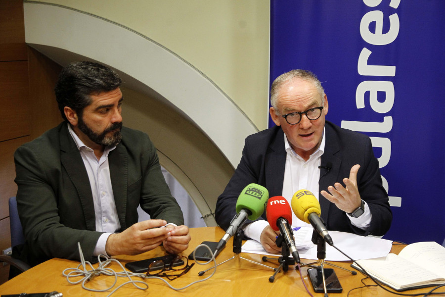 El PP tiende la mano al Gobierno local de A Coruña para aprobar partidas para el Chuac y la fachada marítima