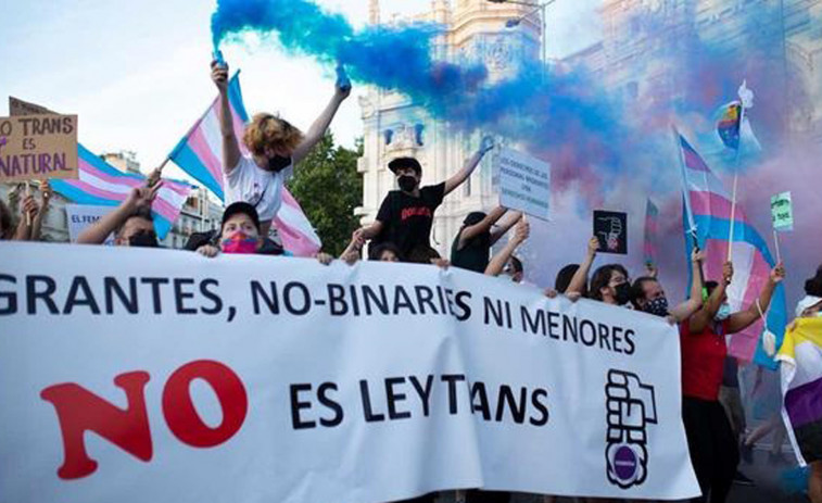 Socialistas y populares retrasan una semana la tramitación de la ley trans