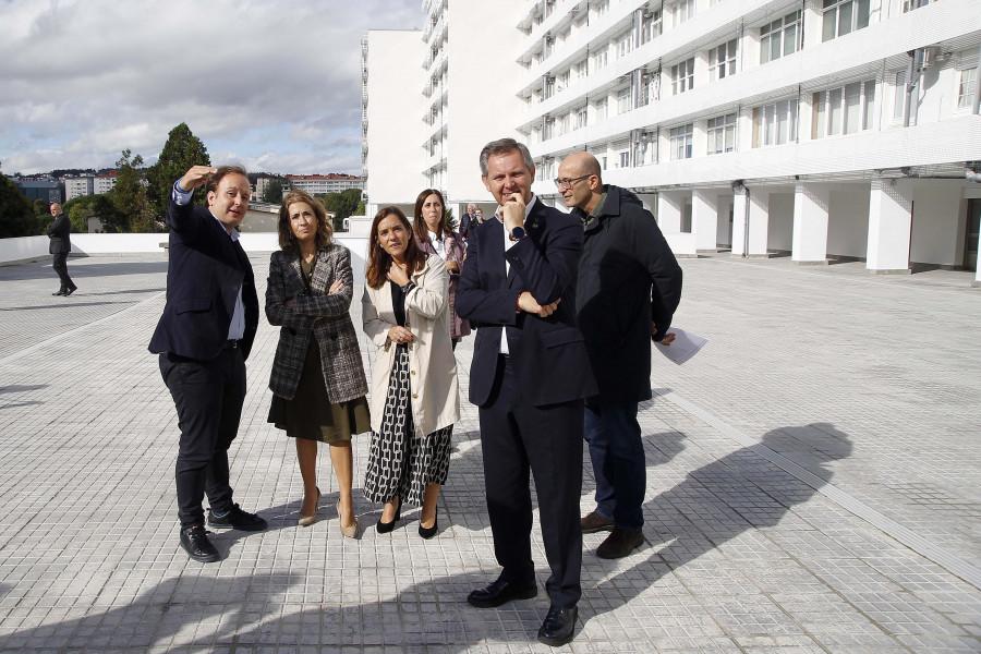 Decepción en el Barrio de Las Flores con Inés Rey y la ministra Raquel Sánchez: “Se escaparon de nosotros”