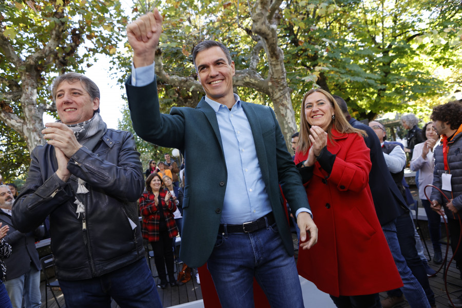 Sánchez insta al PP a que mire a Reino Unido y vea las consecuencias de sus políticas de bajada de impuestos