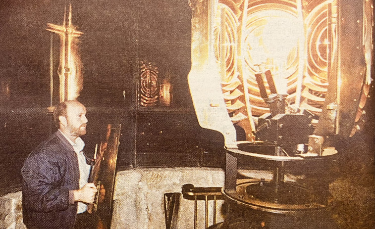 Hace 25 años: Últimas noches en vela en la Torre y Lendoiro regatea a Silva