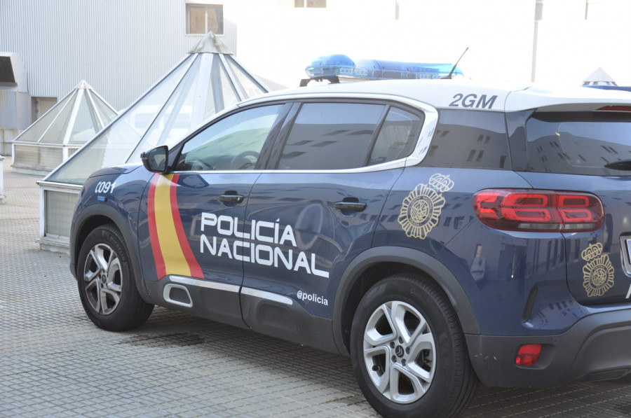 Roban un coche junto al Chuac para luego robar un bolso en Culleredo