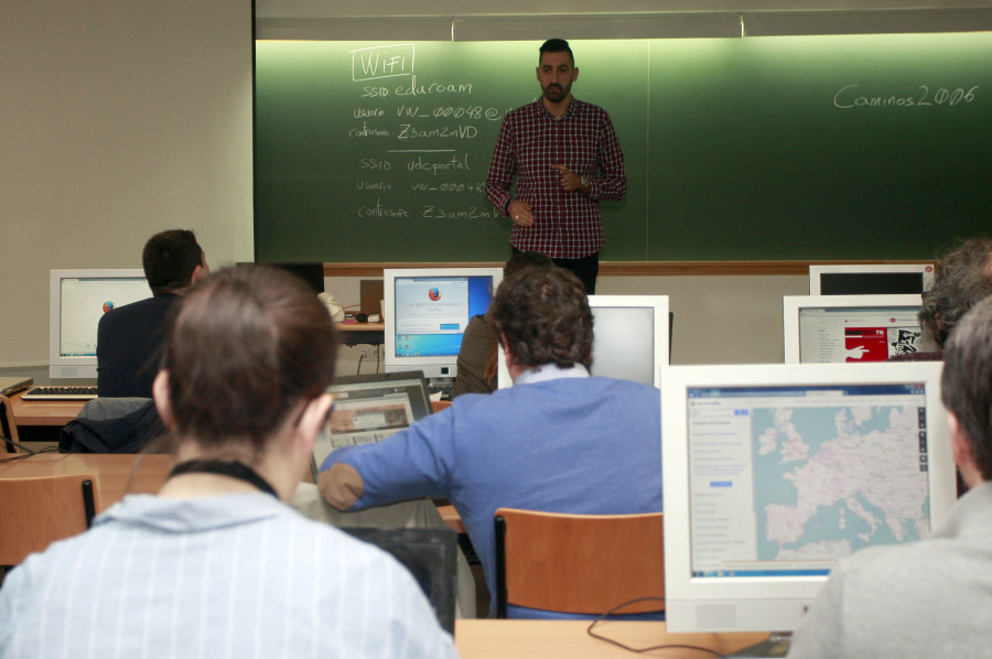 Estudiantes de la UDC se muestran en contra de unificar grados en Caminos