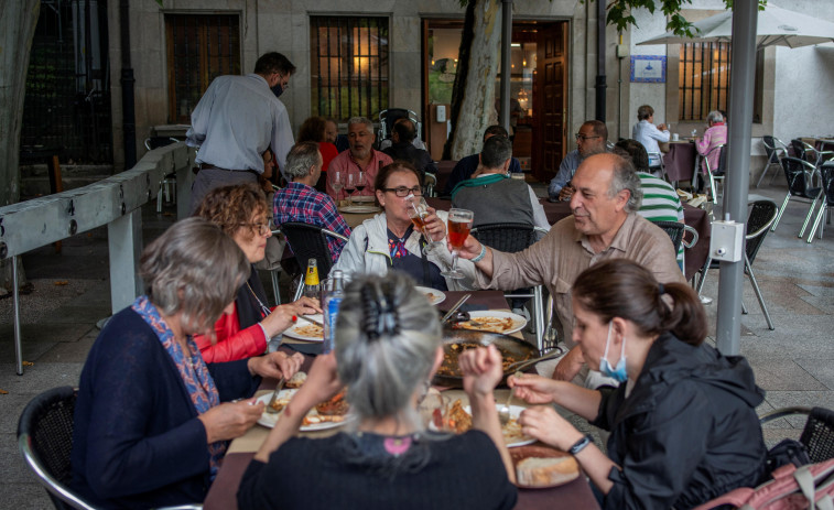 Las familias gallegas aumentan su gasto en cultura, lejos de los datos de 2019