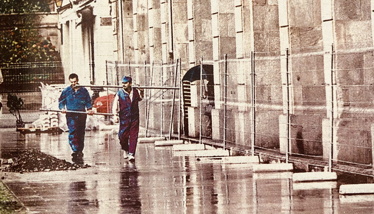 Obras en la plaza de Maru00eda Pita 1997