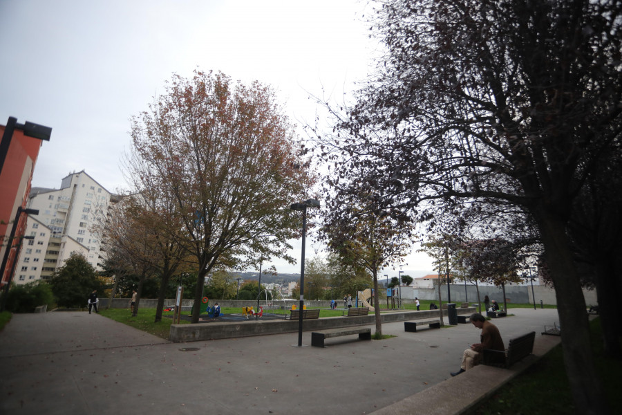Los vecinos siguen a la espera de las mejoras aprobadas en el parque de A Sardiñeira