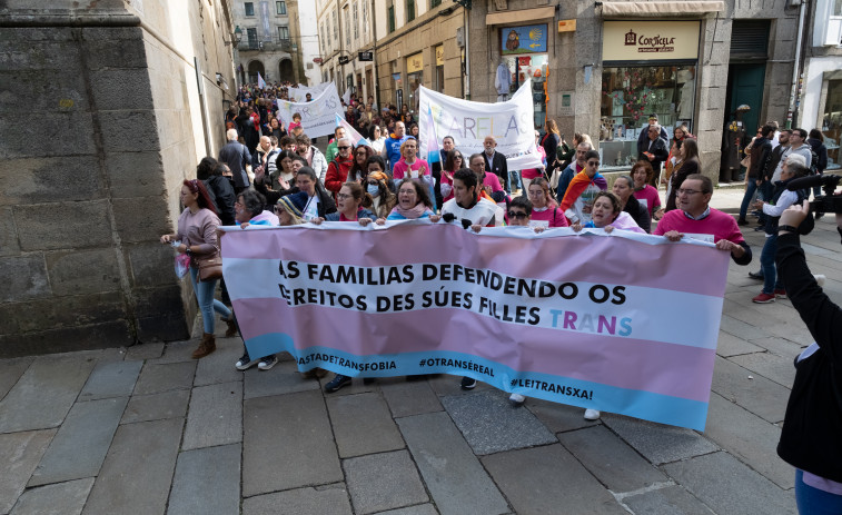 El colectivo Trans se moviliza en Santiago para defender la nueva ley