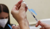 El herpes zóster no es más agresivo, solo tiene más personas a las que atacar