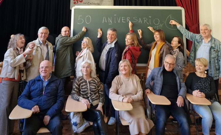 El Instituto de Zalaeta cumple su medio siglo entre reencuentros