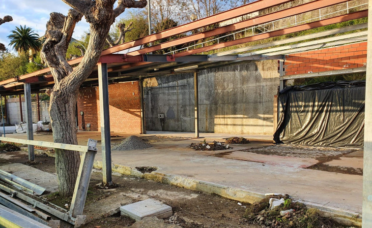 Miño retoma la reforma del edificio del Club Náutico que estaba paralizada desde marzo