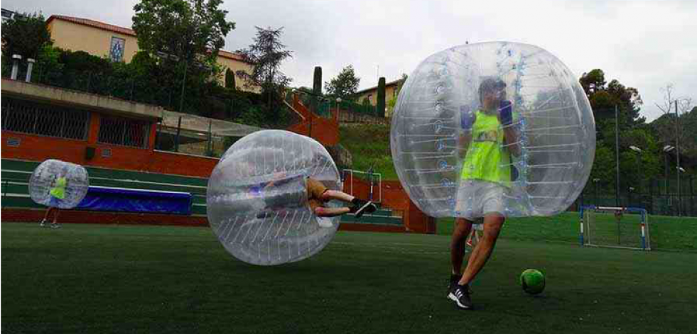 Bubble soccer A Coruña, una nueva manera de jugar al fútbol
