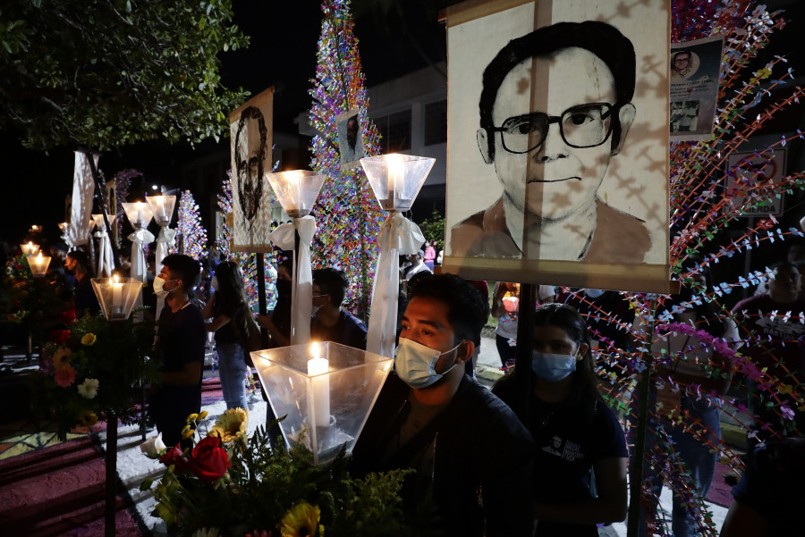 Conmemoran el 33 aniversario de la masacre de los jesuitas en El Salvador