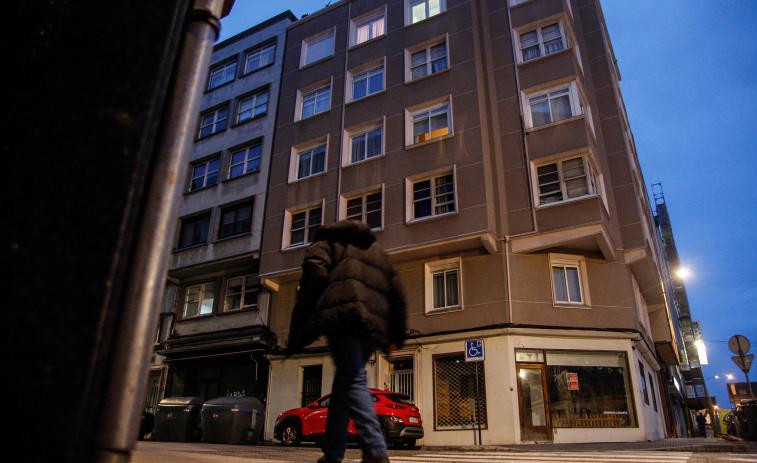 Investigan el estrangulamiento de un hombre en un piso de la calle Vizcaya