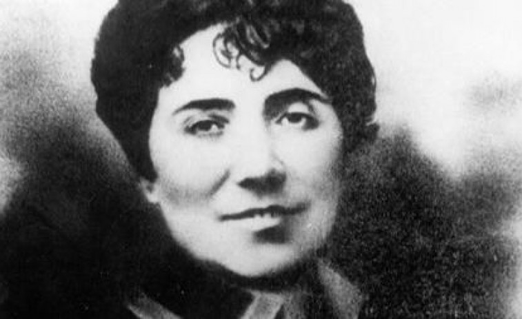 Rosalía de Castro da nombre desde este sábado a una plaza en Pamplona