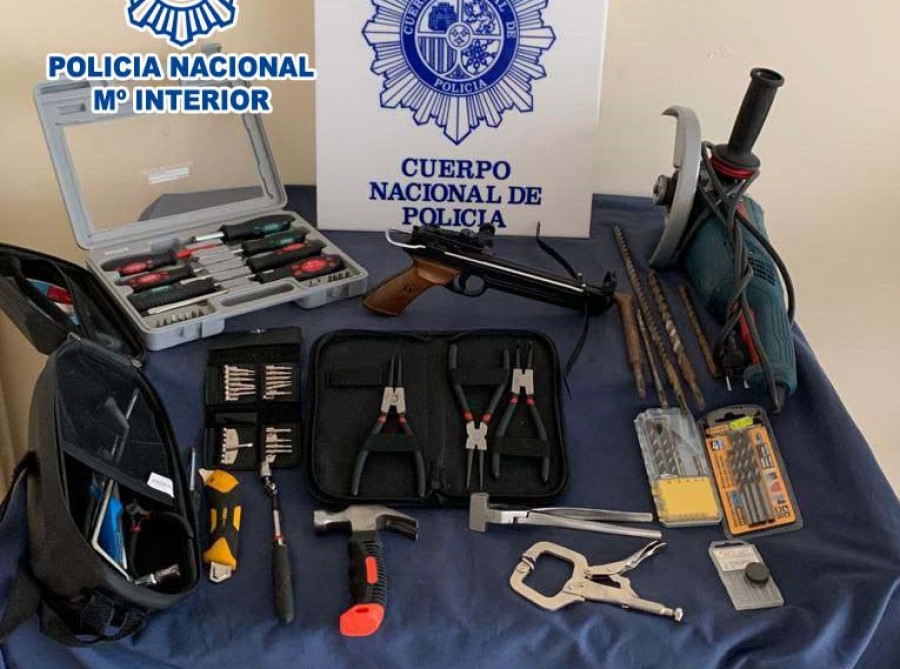 La Policía desarticula dos puntos negros de venta de droga en A Coruña