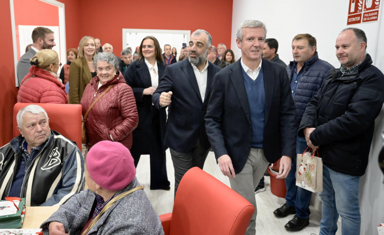 Rueda inaugura el Centro de Maiores de Oza-Cesuras, que abrirá en enero con 40 plazas