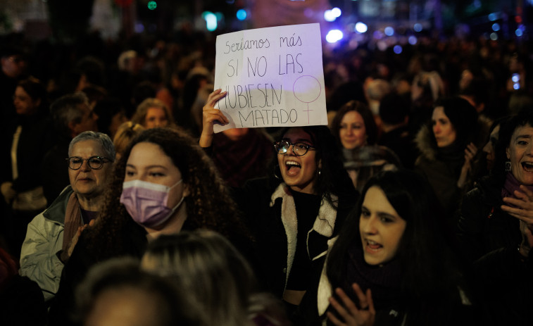 Las llamadas al 016 en octubre superan las 7.900, un 3,4% más que en el mismo mes del año anterior