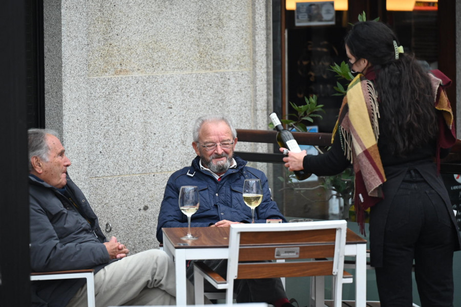 La hostelería de A Coruña recurre a la Xunta para aliviar su demanda de empleo