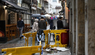 Otra caída de cascotes agrava la situación del 25 de la calle Olmos