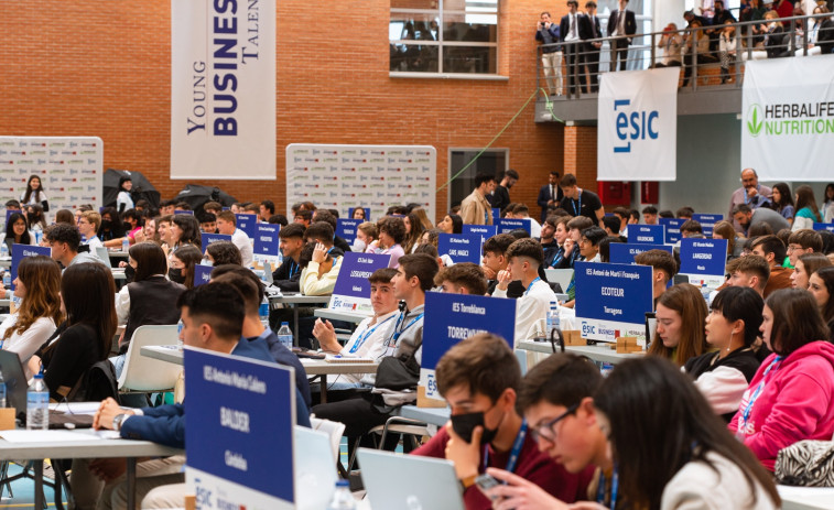 Más de 1.300 jóvenes de 39 centros gallegos compiten por ser el mejor empresario virtual en el Young Business Talents