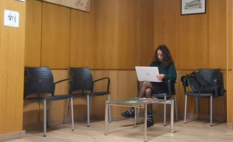 Alternativa dos Veciños considera “alarmante” que la secretaria de Sada “non de validez ao rexistro municipal”