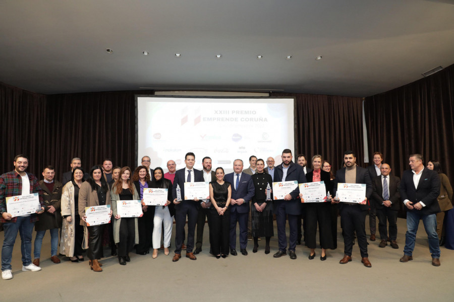 Servicios Reunidos y Tu Buen Camino, ganadores de los premios AJE Coruña