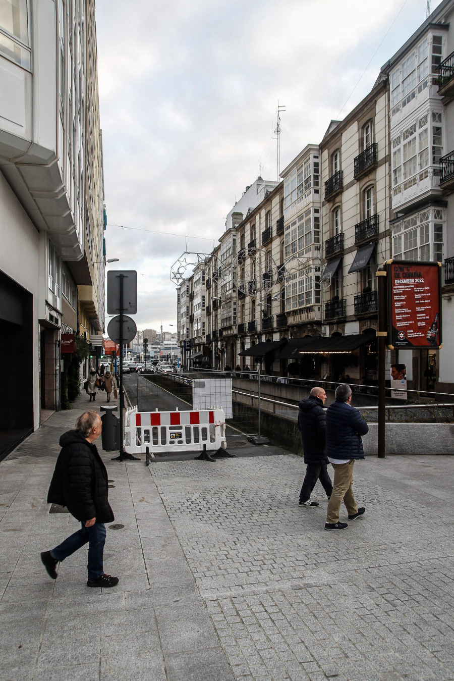 El entorno de la Plaza de Lugo sufrió otro episodio de colapso en el tráfico