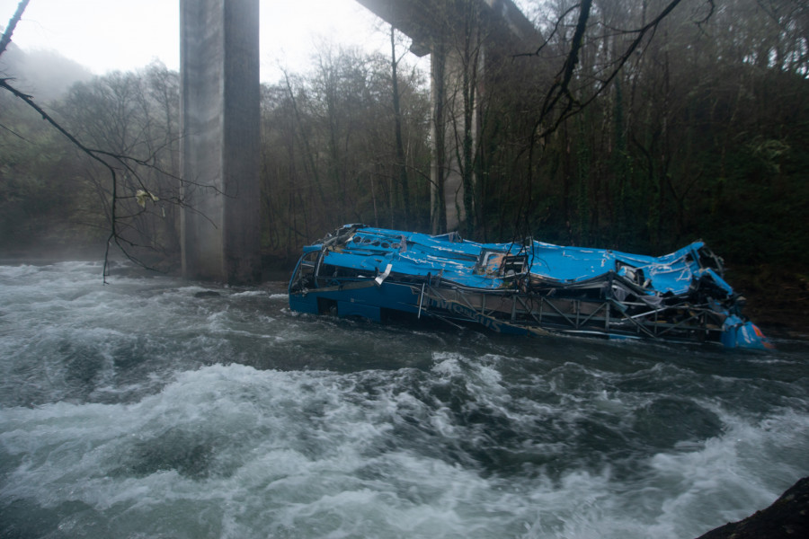 El puente de Cerdedo-Cotobade recupera sus dos carriles tras el accidente mortal de la Nochebuena de 2022