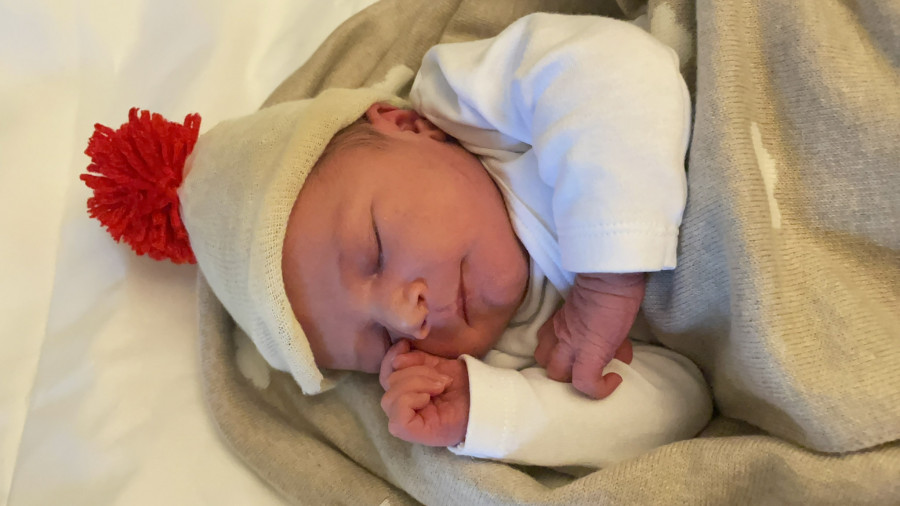 Aitana, la primera bebé gallega de 2023
